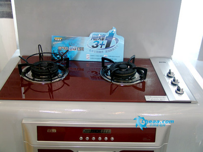 蘇泊爾“馨喜套裝” 五金展上的驚喜之作，為現(xiàn)代廚房注入優(yōu)雅與科技